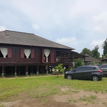 Rumah Kayu Aboh Kuala Terengganu Exterior photo