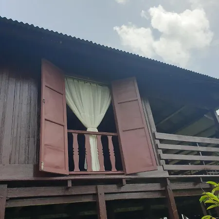Rumah Kayu Aboh Kuala Terengganu Exterior photo