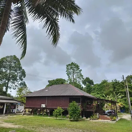 Rumah Kayu Aboh Kuala Terengganu Exterior photo