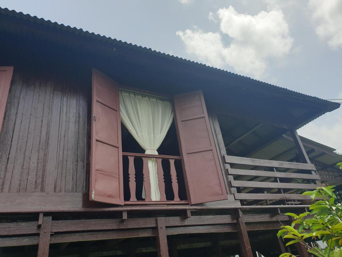 Rumah Kayu Aboh