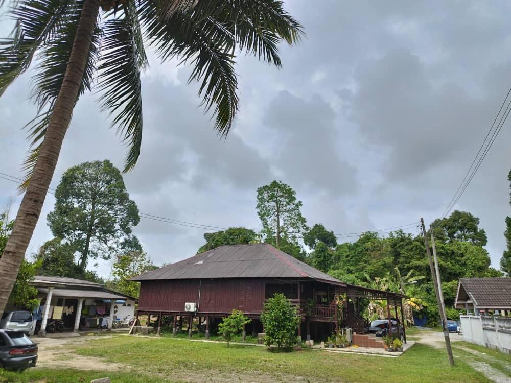 Rumah Kayu Aboh * Kuala Terengganu