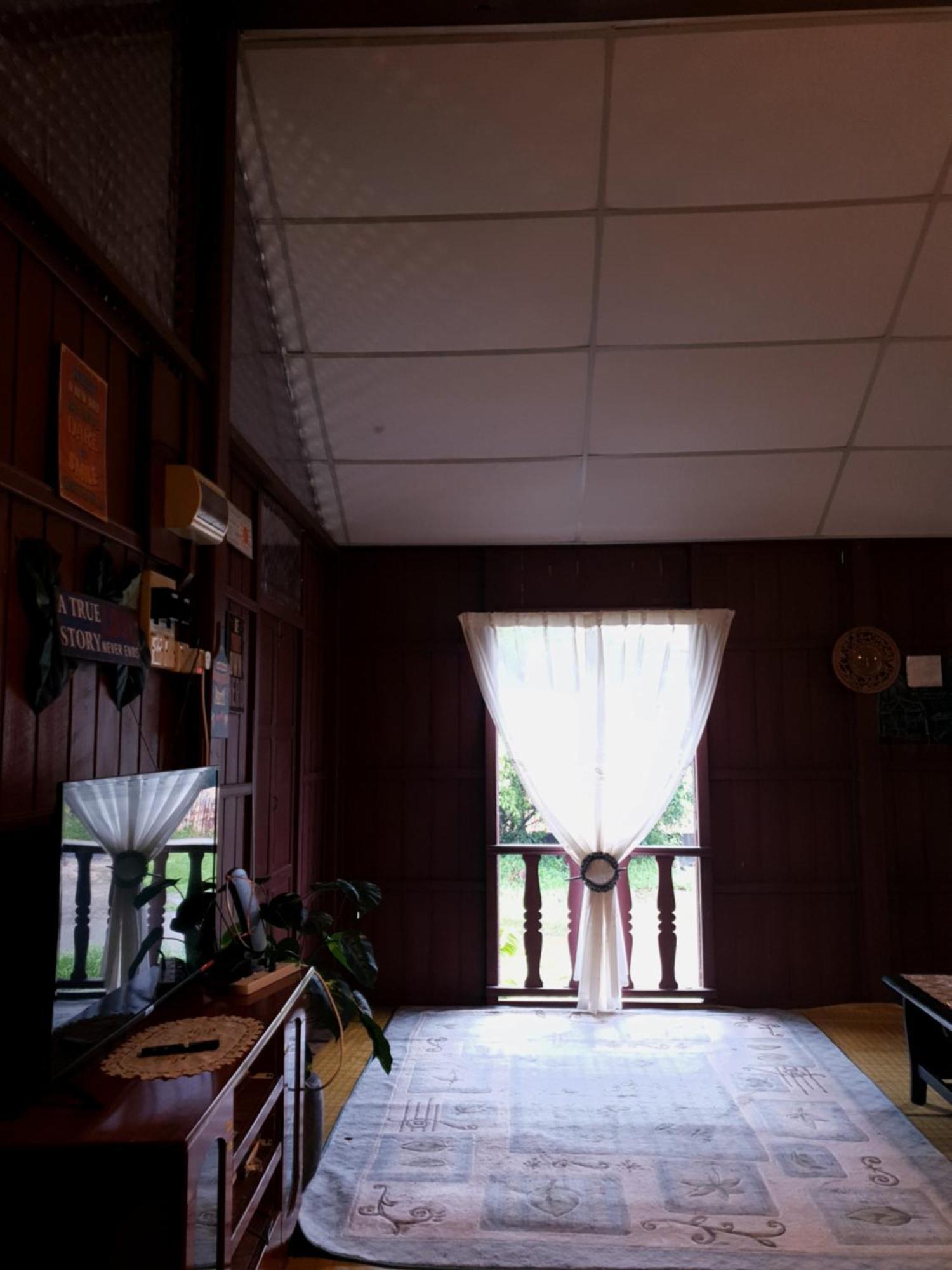 Rumah Kayu Aboh *